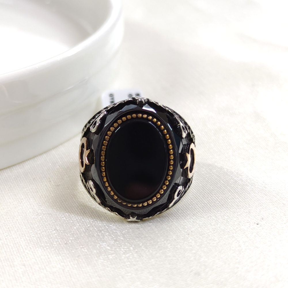 SİYAH TAŞLI OVAL GÜMÜŞ ERKEK YÜZÜK