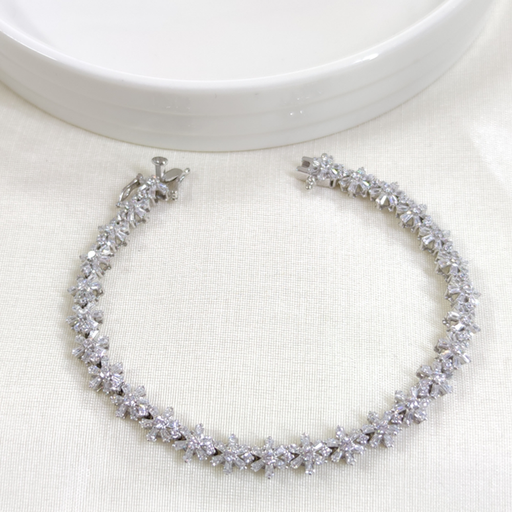 ÇİÇEK SU YOLU GÜMÜŞ BİLEKLİK 18 CM