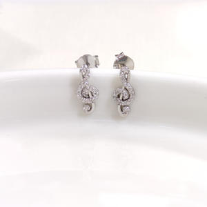 12 MM MÜZİK SOL ANAHTARI ÇİVİ GÜMÜŞ KÜPE - RODYUM BEYAZ