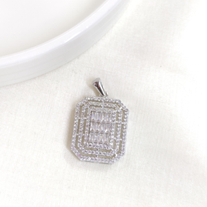 22 MM PIRLANTA MONTÜR BAGET GÜMÜŞ KOLYE UCU