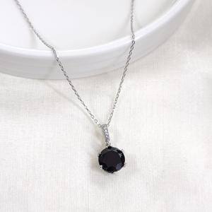 12 MM SİYAH TEK TAŞLI GÜMÜŞ KOLYE 40+5 CM