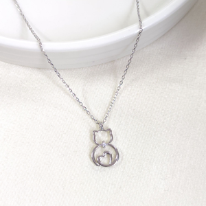 8X15 MM KALP DETAYLI KEDİ GÜMÜŞ KOLYE 40+5 CM