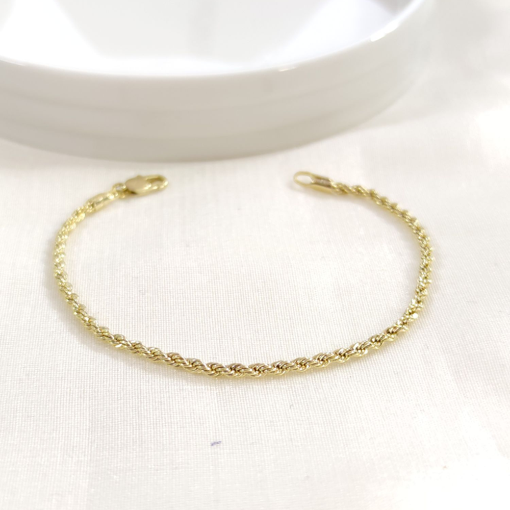 XUPING 2 MM ENİNDE BURGU BİLEKLİK GOLD 19 CM