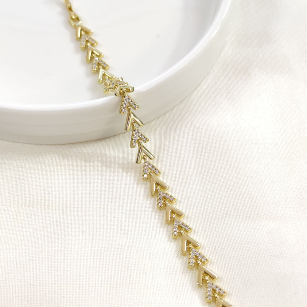 XUPING 7 MM TAŞLI OK BALIK SIRTI BİLEKLİK GOLD 17+3CM