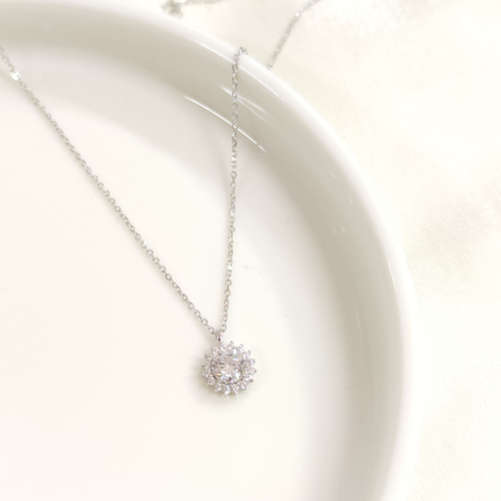 İTHAL 8 MM TAŞLI TEK TAŞ GÜMÜŞ KOLYE