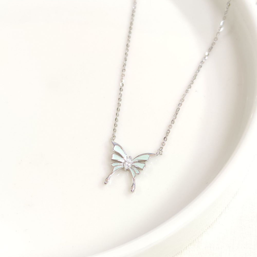 İTHAL 12 MM YEŞİL MİNELİ KELEBEK GÜMÜŞ KOLYE