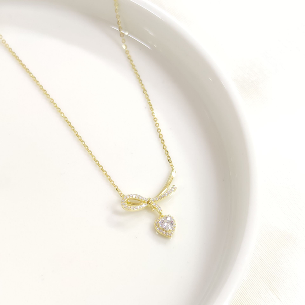 İTHAL 20 MM FİYONK KALP GÜMÜŞ KOLYE