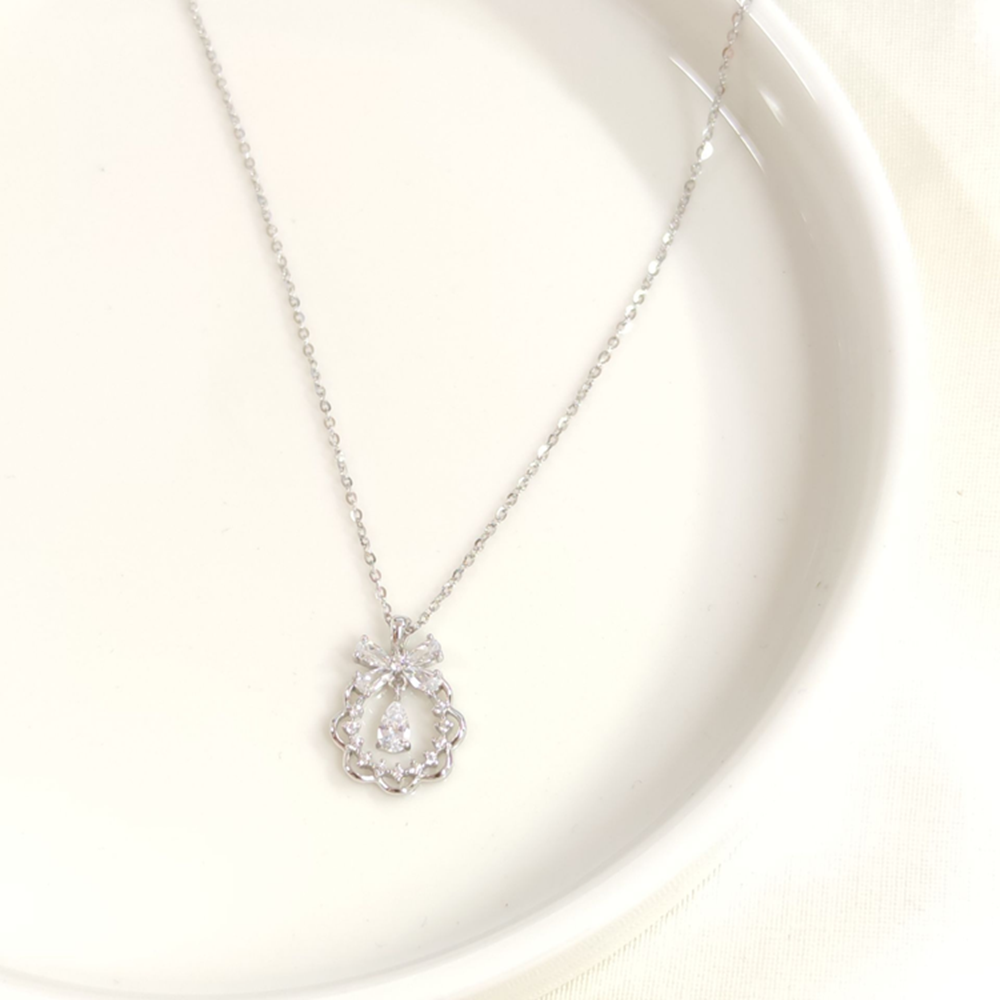 İTHAL 13 MM FİYONK ÇEMBER DAMLA GÜMÜŞ KOLYE