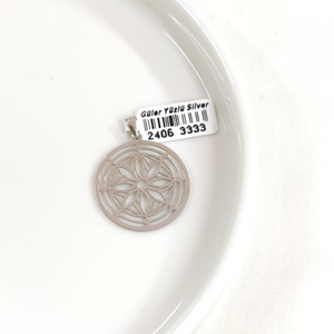 ÇİÇEKLİ MOTİFLİ PLAKA GÜMÜŞ KOLYE UCU 25MM