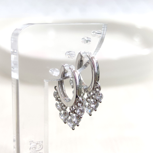 İTHAL SALLANTILI TAŞLI SHAK GÜMÜŞ 11 MM HALKA KÜPE