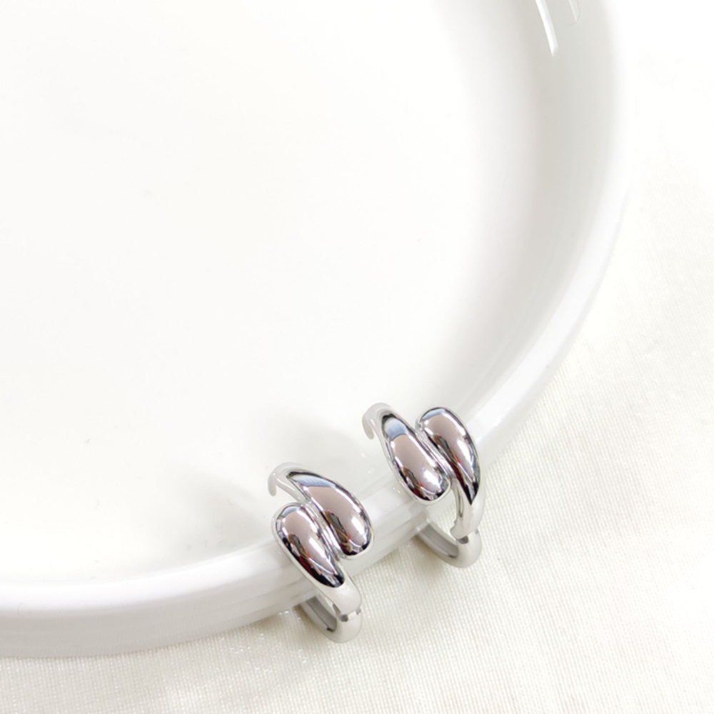 İTHAL SARMAL 15 MM GÜMÜŞ HALKA KÜPE