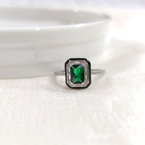 İTHAL SİYAH MİNELİ ZÜMRÜT ZİRKON BAGET GÜMÜŞ YÜZÜK