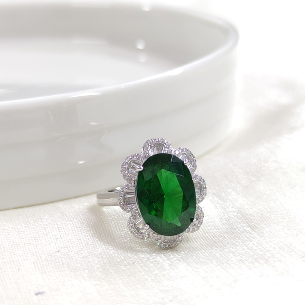 İTHAL OVAL BAGET ÇİÇEK ZÜMRÜT ZİRKON GÜMÜŞ YÜZÜK - 12