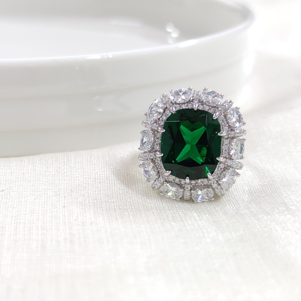 İTHAL ZÜMRÜT ZİRKON BAGET GÜMÜŞ YÜZÜK