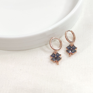 MİSTİK TOPAZ YONCA 10 MM HALKA GÜMÜŞ KÜPE - ROSE BAKIR