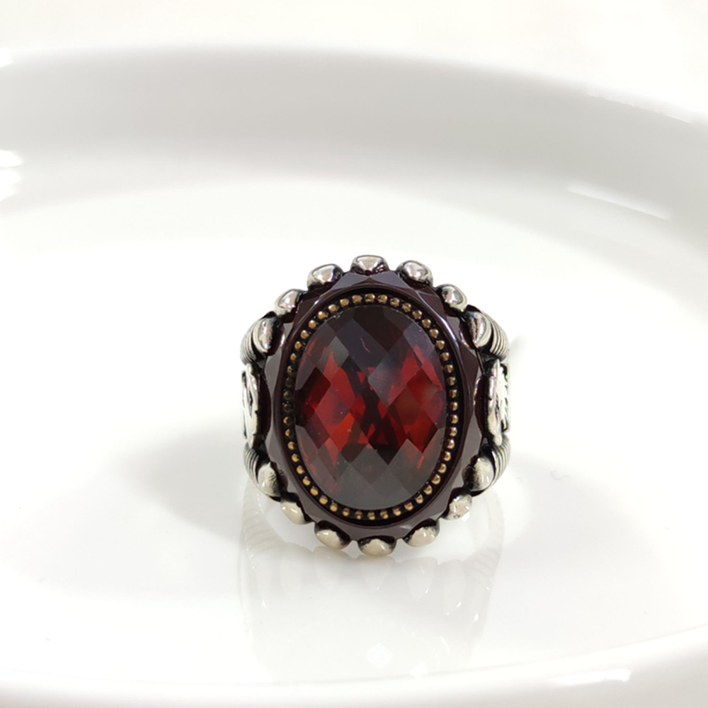 PENÇE KARTAL KIRMIZI TAŞLI GÜMÜŞ ERKEK YÜZÜK