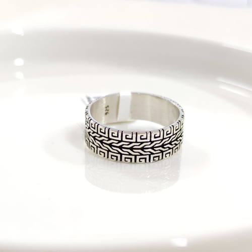 8 MM GÜMÜŞ DESENLİ OKSİTLİ ALYANS YÜZÜK