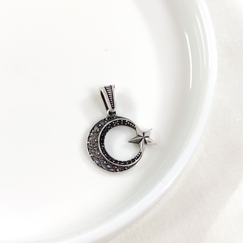 OKSİTLİ AY YILDIZ GÜMÜŞ KOLYE UCU 2 CM