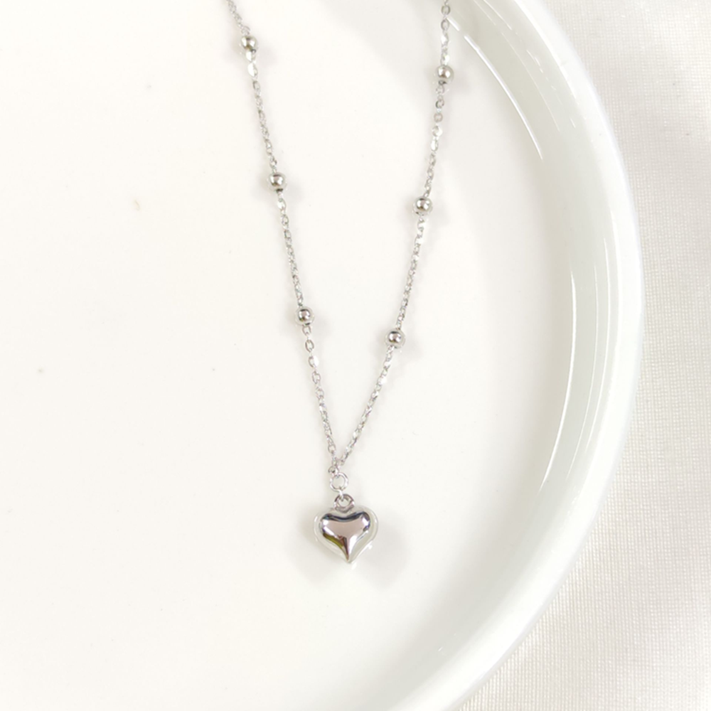 İTHAL BOMBELİ KALP GÜMÜŞ KOLYE