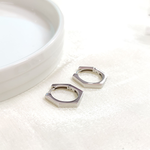 İTHAL 12 MM ALTIGEN GÜMÜŞ HALKA KÜPE