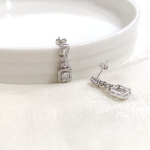 İTHAL SALLANTILI BAGET GÜMÜŞ ÇİVİ KÜPE