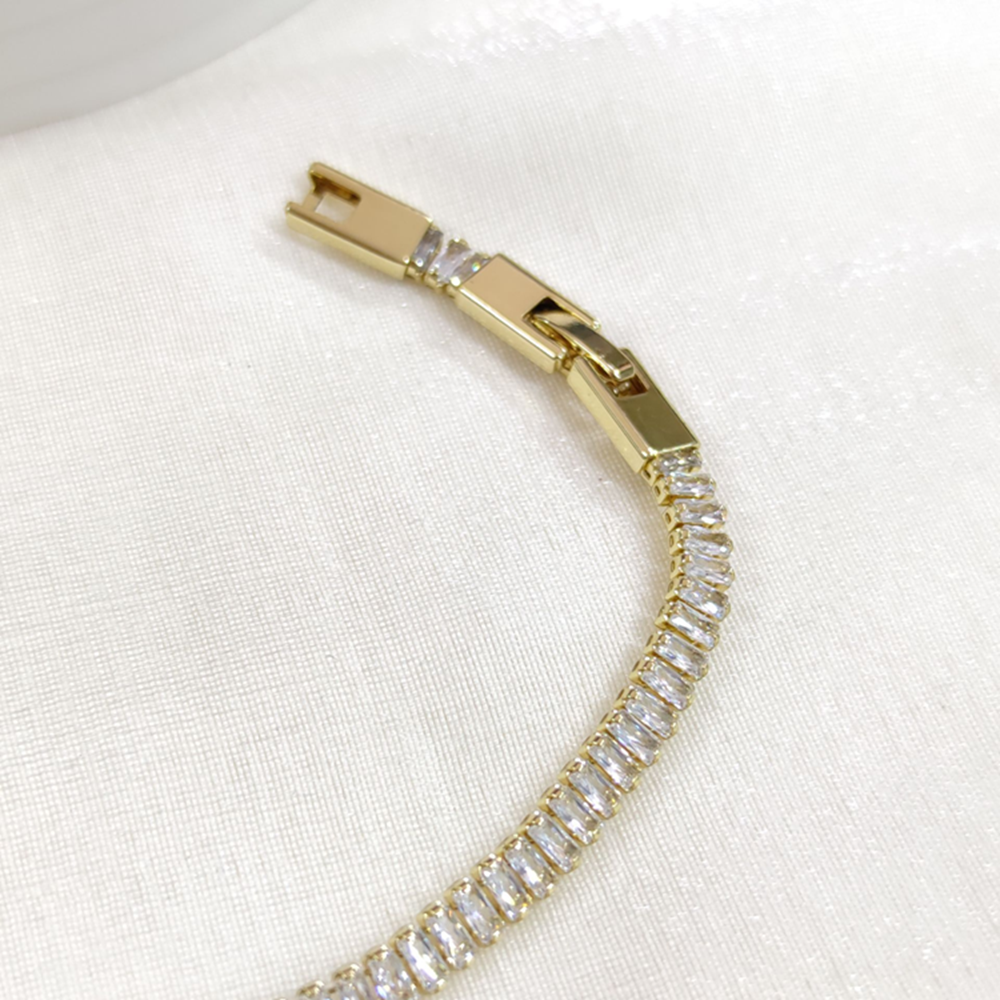 XUPING 5 MM BAGET TAŞLI SU YOLU BİLEKLİK GOLD 17+2 CM