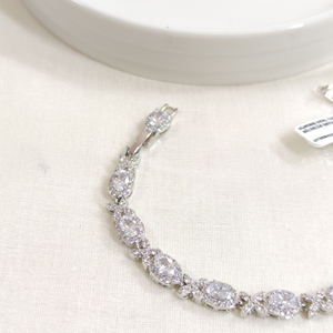 XUPING OVAL TAŞLI BİLEKLİK BEYAZ 17+2 CM