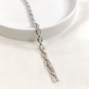 XUPING TAŞ DETAYLI OVAL BİLEKLİK BEYAZ 17+2 CM