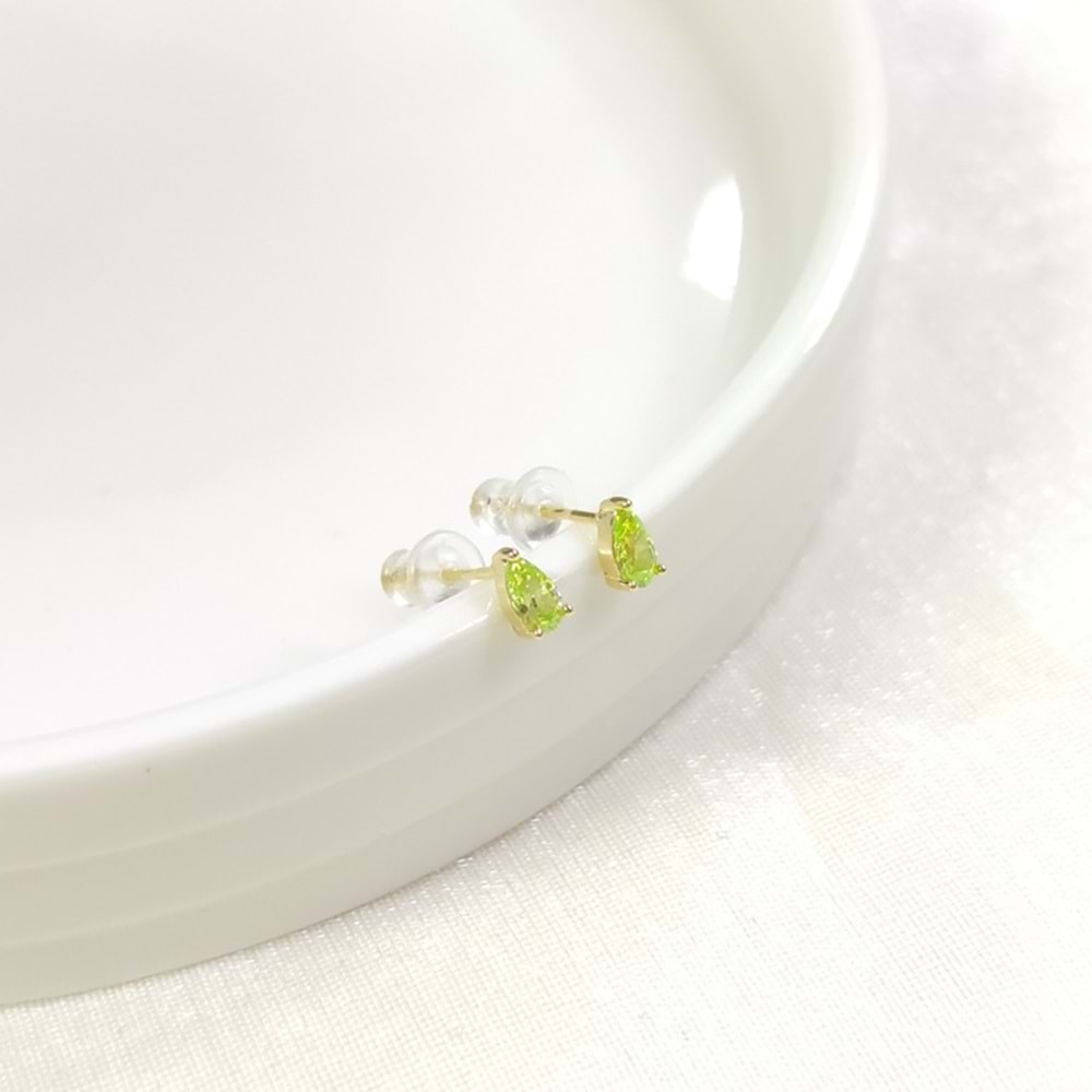 İTHAL 5 MM SOFT YEŞİL DAMLA TAŞ GÜMÜŞ ÇİVİ KÜPE