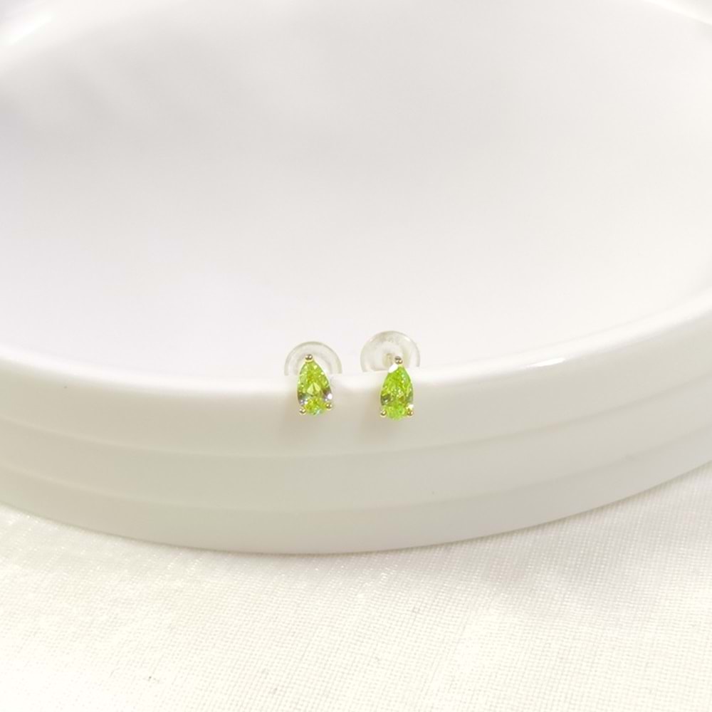 İTHAL 5 MM SOFT YEŞİL DAMLA TAŞ GÜMÜŞ ÇİVİ KÜPE