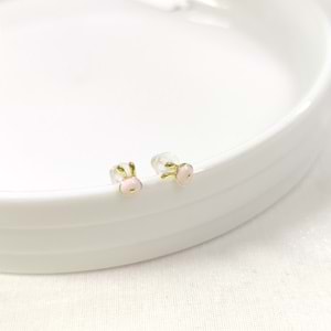 İTHAL 5 MM PEMBE MİNELİ TAVŞAN GÜMÜŞ ÇİVİ KÜPE