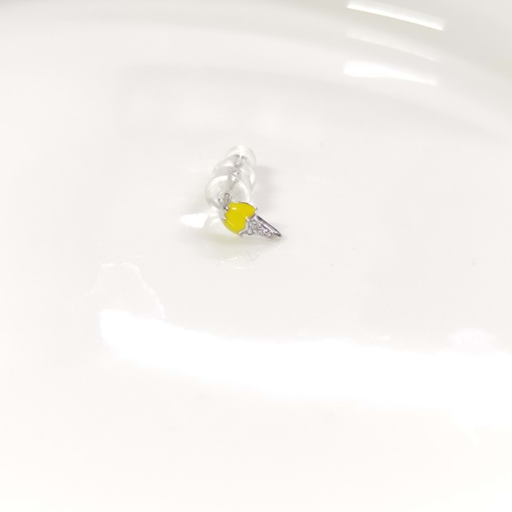 İTHAL 8 MM SARI DONDURMA TEKLİ GÜMÜŞ ÇİVİ KÜPE