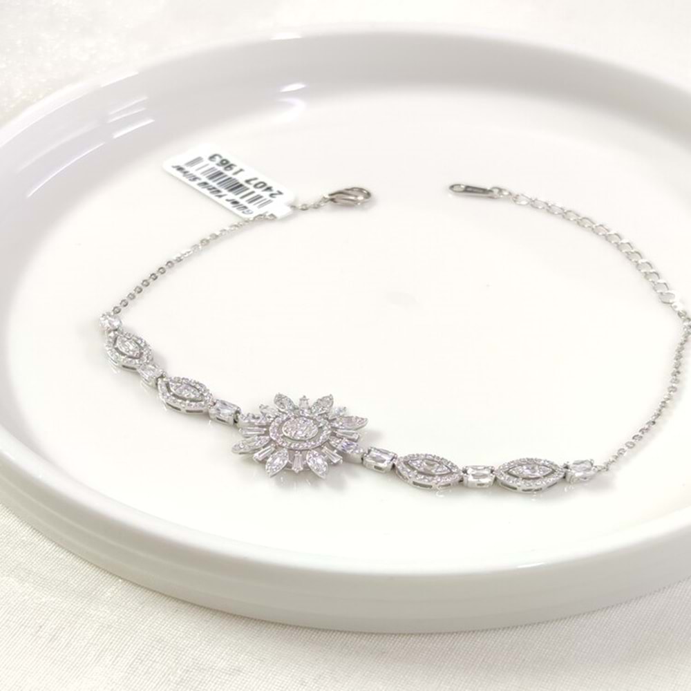 İTHAL GÜNEŞ DETAYLI TAŞLI GÜMÜŞ BİLEKLİK