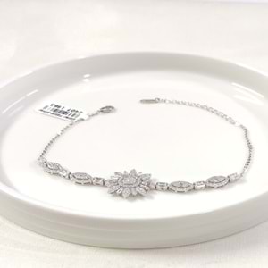 İTHAL GÜNEŞ DETAYLI TAŞLI GÜMÜŞ BİLEKLİK