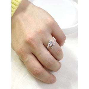 İTHAL BAGET TAŞLI GÜMÜŞ YÜZÜK