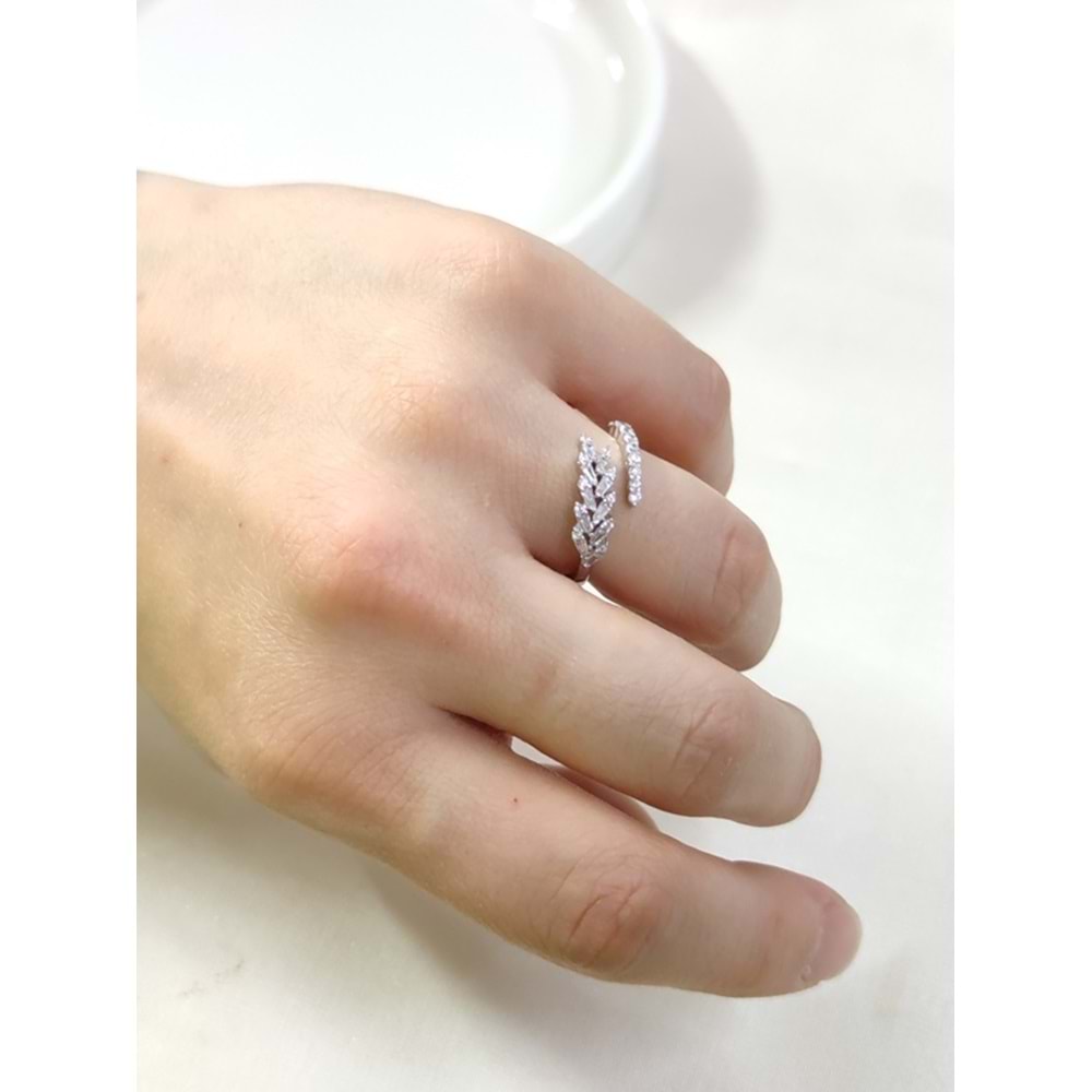 İTHAL BAŞAK BAGET TAŞLI GÜMÜŞ YÜZÜK