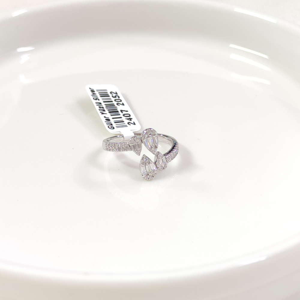 İTHAL DAMLA BAGET GÜMÜŞ YÜZÜK