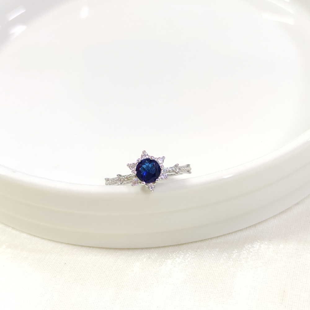 SAFİR MAVİ ZİRKON TAŞLI ÇİÇEK LOTUS TEK TAŞ GÜMÜŞ YÜZÜK