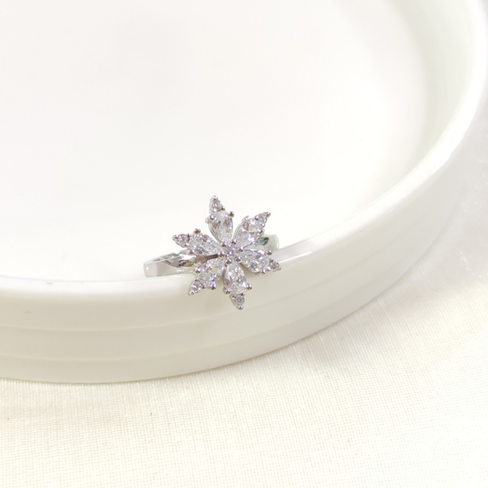 ZİRKON TAŞLI ÇİÇEK LOTUS GÜMÜŞ YÜZÜK AYARLANABİLİR