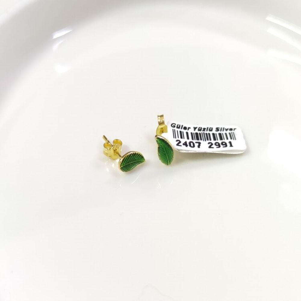 8 MM YEŞİL MİNELİ YAPRAK GÜMÜŞ ÇİVİ KÜPE