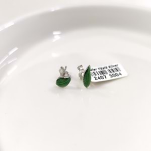 8 MM YEŞİL MİNELİ YAPRAK GÜMÜŞ ÇİVİ KÜPE
