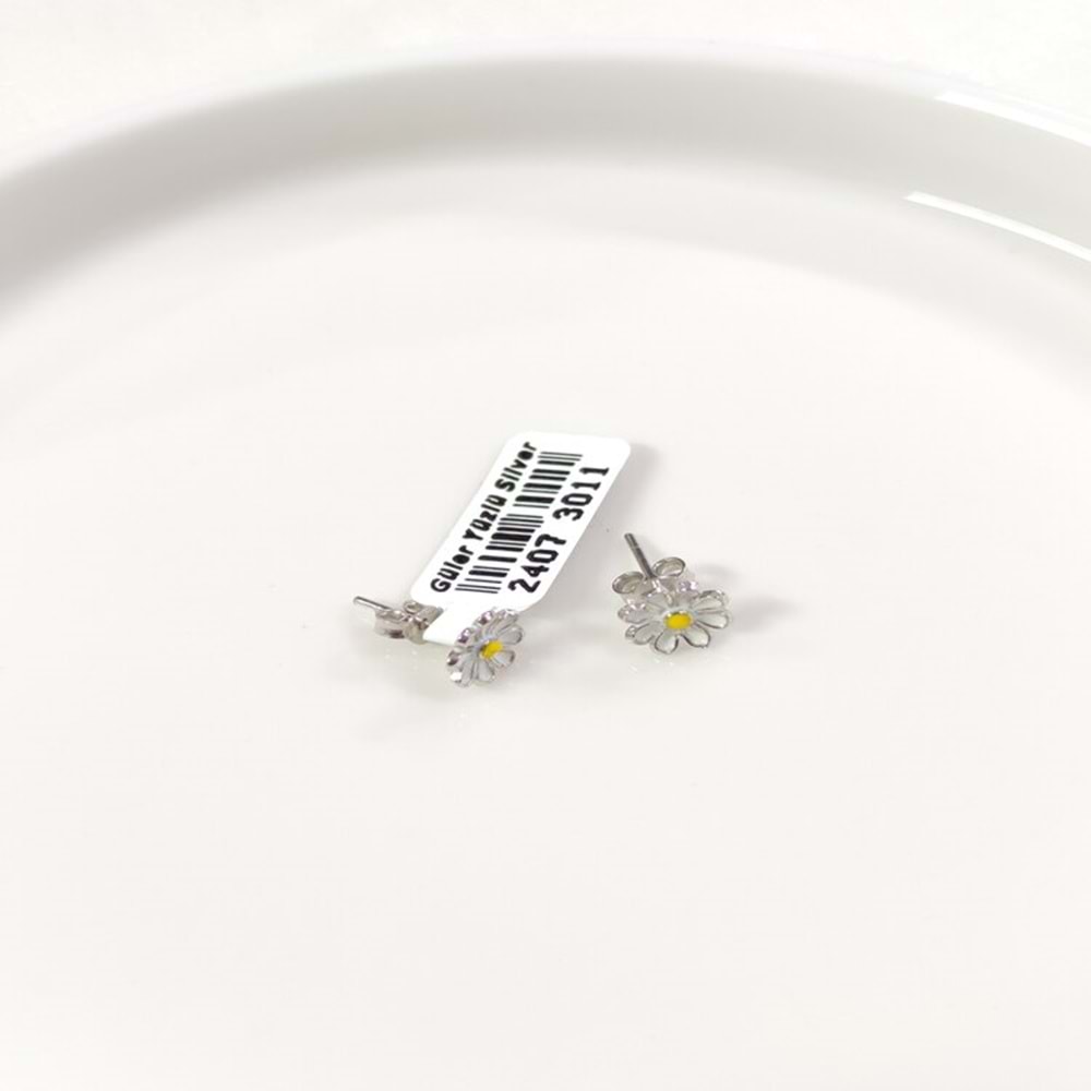 7 MM MİNELİ PAPATYA GÜMÜŞ ÇİVİ KÜPE