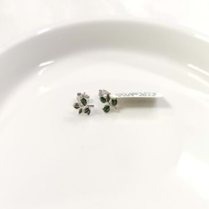 8 MM MİNELİ ÇINAR GÜMÜŞ ÇİVİ KÜPE