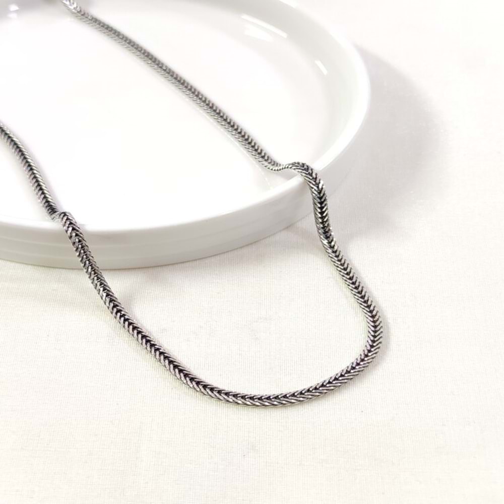 3,30 MM GÜMÜŞ TİLKİ KUYRUĞU YASSI ZİNCİR KOLYE 65 CM