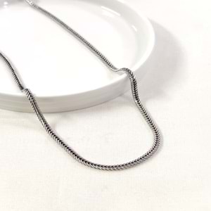 3,30 MM GÜMÜŞ TİLKİ KUYRUĞU YASSI ZİNCİR KOLYE 65 CM