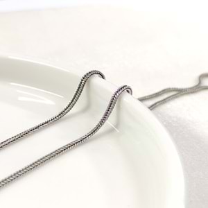 1,60 MM GÜMÜŞ TİLKİ KUYRUĞU KÜP ZİNCİR KOLYE 65 CM